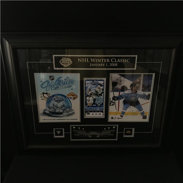 SIDNEY CROSBY SIGNED AND FRAMED NHL WINTER CLASSIC PRESENTATION PIECE - FRAMEWORTH COA