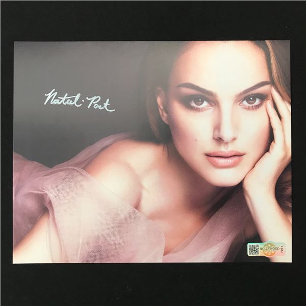 NATALIE PORTMAN SIGNED 8X10 - HOLLYWOOD COA