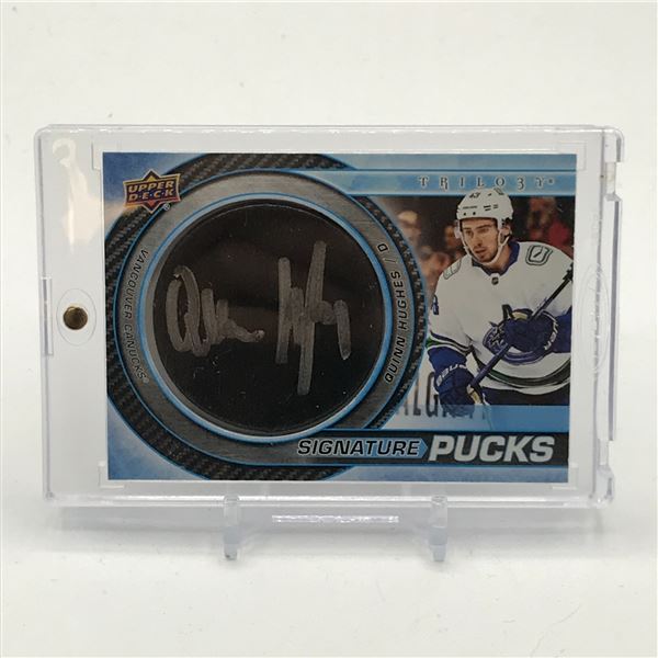2022-23 UPPER DECK TRILOGY HOCKEY QUINN HUGHES SIGNED SIGNATURE PUCKS TRADING CARD