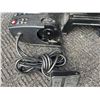 Image 4 : Pro Point Scroll Saw With Flexible Lamp and Foot Pedal