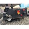 Image 6 : Pro Point Scroll Saw With Flexible Lamp and Foot Pedal