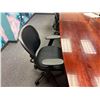 Image 7 : Conference Table w/ 2-Sections 168" x 48" 29"H x & 7 Rolling Chairs