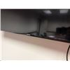 Image 2 : Samsung Wall Mount TV
