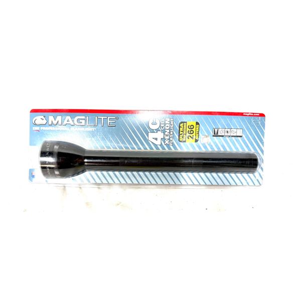 MAGLITE 4-CELL D PROFESSIONAL FLASHLIGHT — BLACK — 266M BEAM — NEW IN PAC