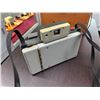 Image 5 : Vintage Polaroid Camera w/Case