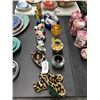 Image 1 : Porcelain Dogs, Figurines, Boat, Goblet, Décor
