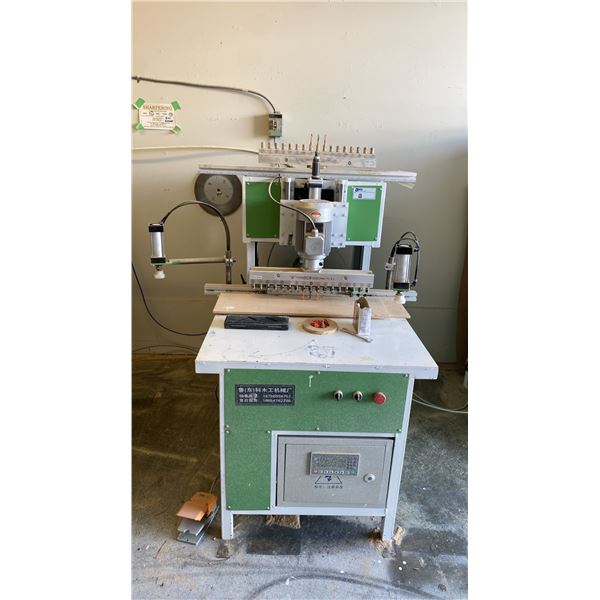 HEAVY DUTY INDUSTRIAL WOODWORKING 17 HEAD HINGE BORING AND DRILLING MACHINE