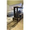 Image 1 : CROWN FC4515-40 ELECTRIC SIT DOWN COUNTERBALANCE FORKLIFT WITH 4,000LB CAPACITY, STANDARD FORKS,