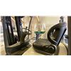 Image 8 : CROWN FC4515-40 ELECTRIC SIT DOWN COUNTERBALANCE FORKLIFT WITH 4,000LB CAPACITY, STANDARD FORKS,
