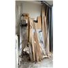 Image 1 : LARGE GROUP OF ASSORTED WOOD, COPPER PIPING, BOARD LUMBER, TRIM PIECES & MORE