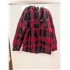 Image 1 : CHANDAIL À CAPUCHON PIONEER (CARREAUTÉ ROUGE/NOIR) #415RB TAILLE:XL