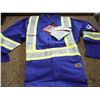Image 2 : COMBINAISON DE SÉCURITÉ PIONEER #7704 FR-TECH RÉSISTANTE AUX FLAMMES/HOMOLOGUÉE ARC 7 OZ - HAUTE VIS