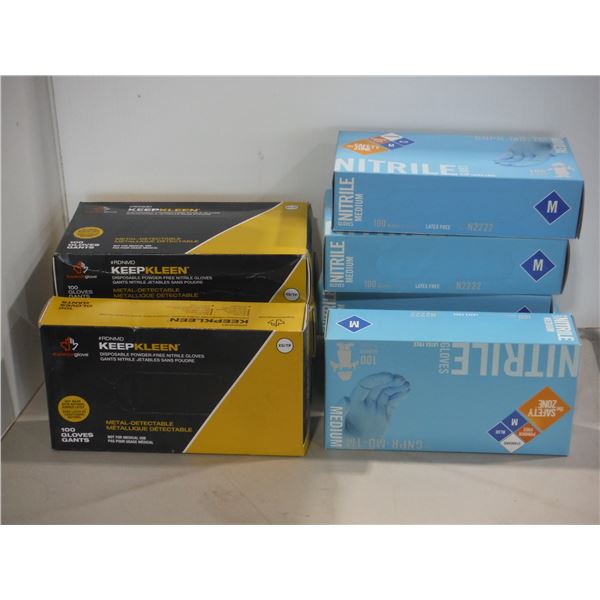 LOT DE 9 PAQUETS DE 100 GANTS EN NITRILE ASSORTIS