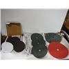 Image 1 : LOT DE 50 DISQUES DE PONÇAGE ASSORTIS