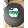 Image 3 : LOT DE 4 DISQUES À TRONÇONNER ABRASIFS JET #501229 C24R, 14" X 1/8", ALÉSAGE 20 MM, TYPE 1, 5400 RPM