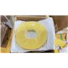 Image 1 : LOT DE 19 RUBANS DE GESTION DE CÂBLES VELCRO 75'X5/8" AUTO-AGRIPPANT JAUNE