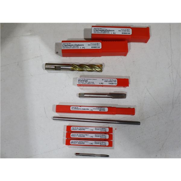 LOT DE 7 PIÈCES CLARKSON-OSBORNE ASSORTIES
