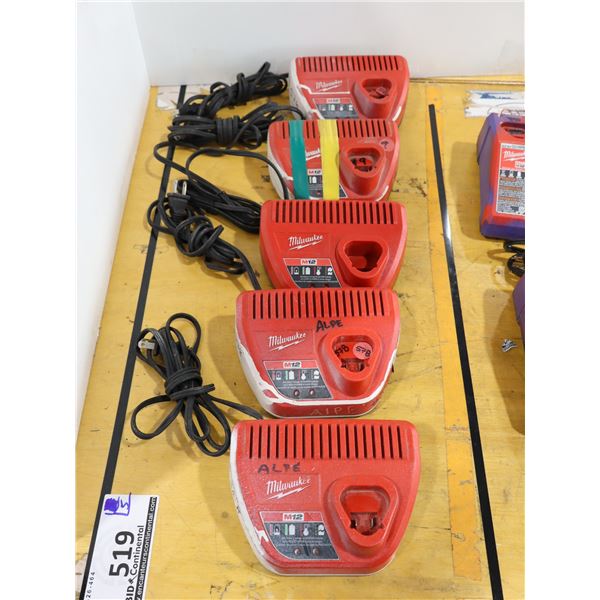 LOT DE 5 **USAGÉ** CHARGEURS DE BATTERIE MILWAUKEE M12
