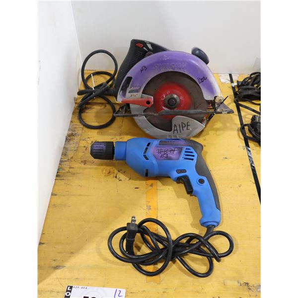 LOT DE 2 **USAGÉ** OUTILS ÉLECTRIQUES: 1 PERCEUSE ET 1 SCIE CIRCULAIRE