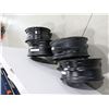 Image 2 : LOT DE 4 JANTES NOIRES ASSORTIES