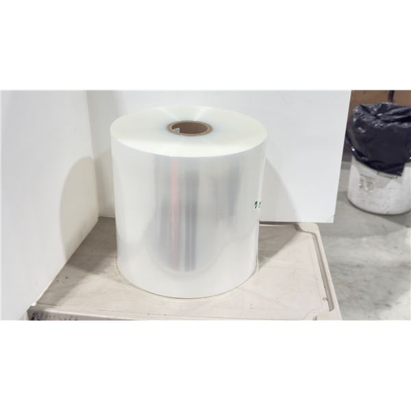 ROULEAUX DE PLASTIQUE DE 610 MÈTRES 5 MIL