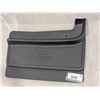 Image 2 : LOT DE 3 PIÈCES ET ACCESSOIRES DE CARROSSERIE FORD *NEUF*