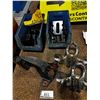 Image 1 : LOT DE PIÈCES EN MÉTAL POUR FORD HEAVY DUTY (f250, f350, f450)ASSORTIES