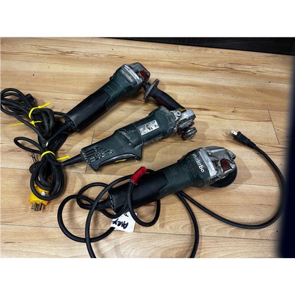 LOT DE 3 OUTILS DE MEULAGE ÉLECTRIQUES **POUR PIÈCES (2 FONCTIONNENT PAS) **