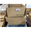 Image 2 : LOT DE 3 BOÎTES CONTENANT DES SUPPORTS À 5 CROCHETS POUR PANNEAU RAINURÉ (92 AU TOTAL)