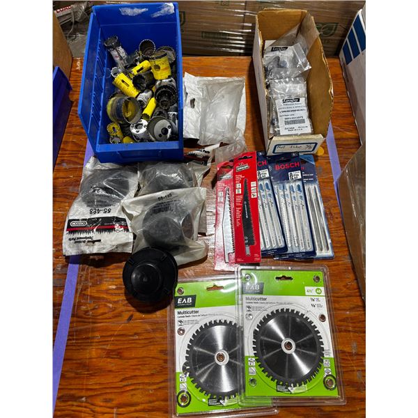 LOT D'OUTILS ASSORTIS