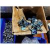 Image 3 : LOT D'ATTACHES ASSORTIES: BAGUE FITTING, SUPPORT DE TABLETTE, BTE DE 1000 ECROUS