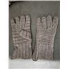 Image 1 : PAIRE DE GANTS RÉSISTANTS À LA CHALEUR OU AUX COUPURES