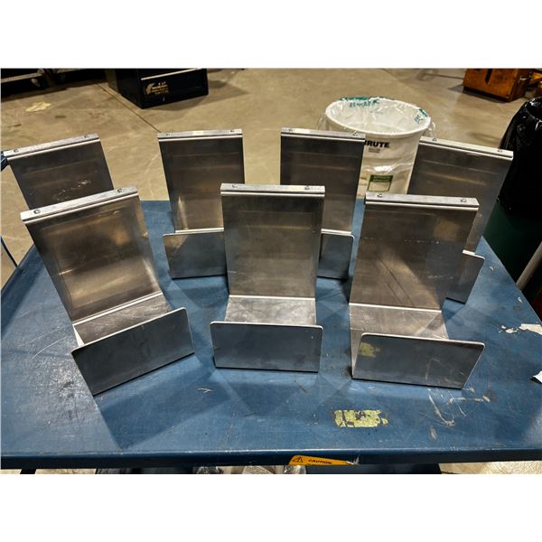 LOT DE 7pcs SUPPORTS EN STAINLESS 6"x6"x8"