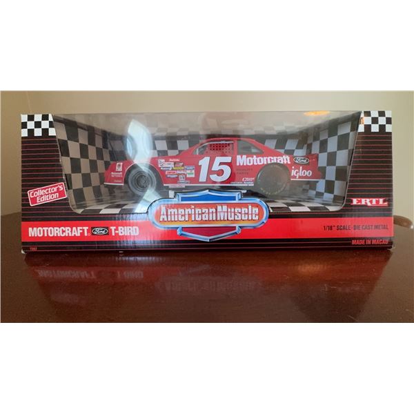 ERTL American Muscle Motorcraft Ford Thunderbird 1:18 Die Cast