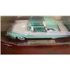 Image 2 : 1:18 Die-Cast 1955 Ford Fairlane Crown Victoria Model Car