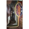 Image 4 : Road Legends 1:18 Die-Cast 1953 Ford Pick Up Truck Model