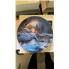 Image 12 : Bradford Exchange Nightwatch: The Wolf Collector Plate Set