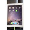 Image 1 : Apple iPad Air 1st Gen 16GB Wi-Fi Model MD788LL/B