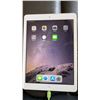 Image 4 : Apple iPad Air 1st Gen 16GB Wi-Fi Model MD788LL/B