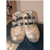 Image 3 : Traditional Seal Skin Fur Boots & Wolf Fur Mittens