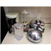 Image 2 : Small Kitchen Appliances Lot: Cuisinart, Proctor Silex, Oster