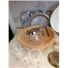 Image 6 : Kitchenware, Dishes, Glassware, Trays, Figurines and Candles