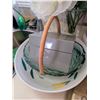 Image 7 : Kitchen and Home Decor Lot