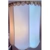 Image 3 : Ceramic Table Lamp with Ornate Metal Accents and Fabric Shade