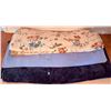 Image 1 : Three Assorted Blankets and Comforter