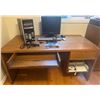 Image 5 : Compaq Desktop Computer with Monitor, Keyboard, Mouse, and Wooden Desk