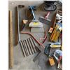 Image 2 : Hand and Power Tools Including Black+Decker Sander