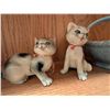Image 4 : 3 Cat Figurines and Beswick Pottery Basket