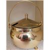Image 8 : 3 Brass Cauldron-Style Pots with Lids and Accessories