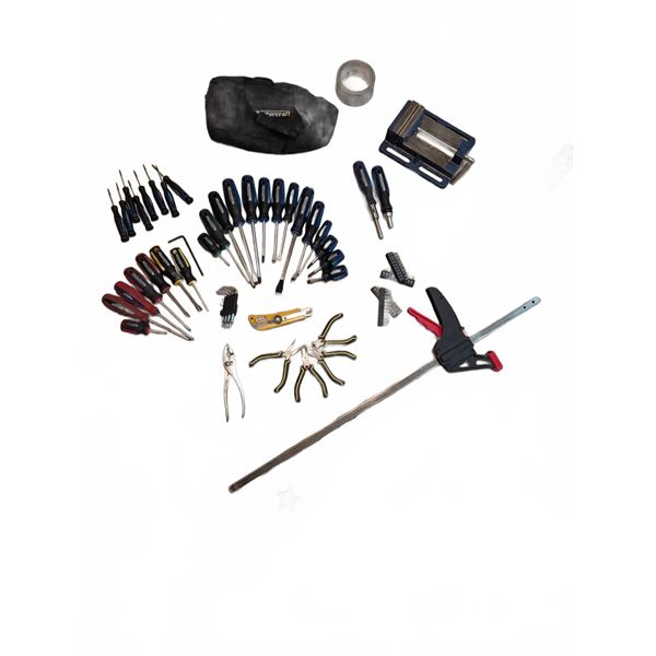 Mastercraft Hand Tool Lot with Tool Bag, Screwdrivers and More